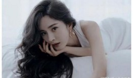 女明星吃大瓜是谁啊视频