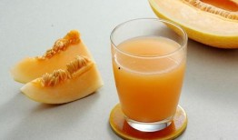 吃哈密瓜拍视频违法吗,合法边界与风险防范