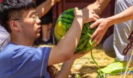 西亚斯吃瓜视频,一场视觉盛宴背后的故事