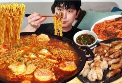 牛多多拉面馆吃瓜视频,揭秘网红美食背后的故事