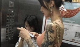 纹身网红女孩吃瓜视频在线观看