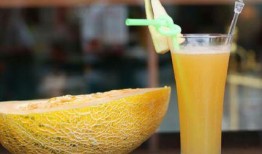 哈密瓜能做酒吃吗视频,美味与酒精的奇妙融合