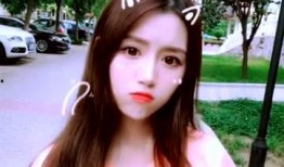 吃瓜女孩磕头视频播放,吃瓜女孩演绎网络新潮流