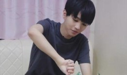 王俊凯用漏勺吃瓜视频,用漏勺吃瓜，趣味横生引网友热议