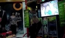 某人吃瓜的视频,揭秘网红吃瓜达人的一天