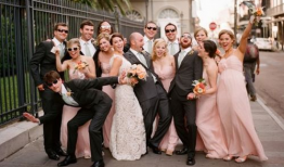 伴娘伴郎吃瓜视频,笑料百出！