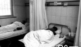 吃瓜中毒的小孩视频,警惕夏日食品安全隐患