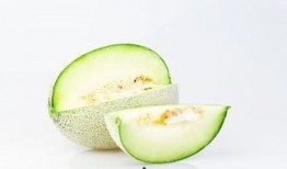 台湾美女吃哈密瓜视频,甜蜜瞬间引网友热议