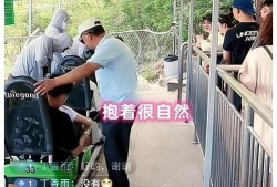 男人吃瓜吃到身上视频