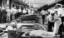 火车上吃瓜的视频,一场别开生面的美食之旅