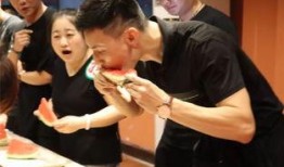 三名吃瓜群众视频,“揭秘三名吃瓜群众视角下的热门视频事件”