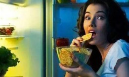 吃饭饿了睡觉吃瓜视频,饿了吃饭，困了睡觉，闲了吃瓜，乐享人生