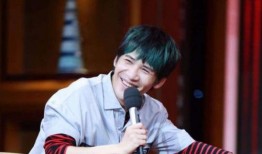 大张伟评委吃瓜视频,揭秘娱乐圈幕后趣闻